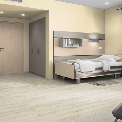 ДУБ ХАНТОН СВЕТЛЫЙ ЛАМИНАТ  EGGER  MEDIUM ламинат для пола